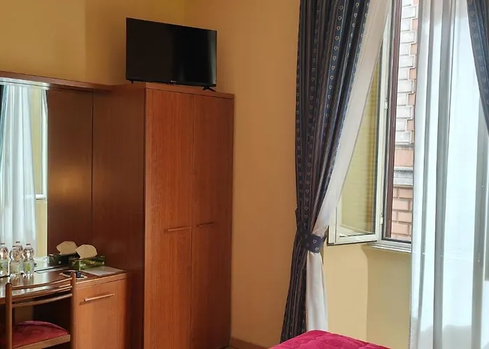 Hotel Fenicia 2*