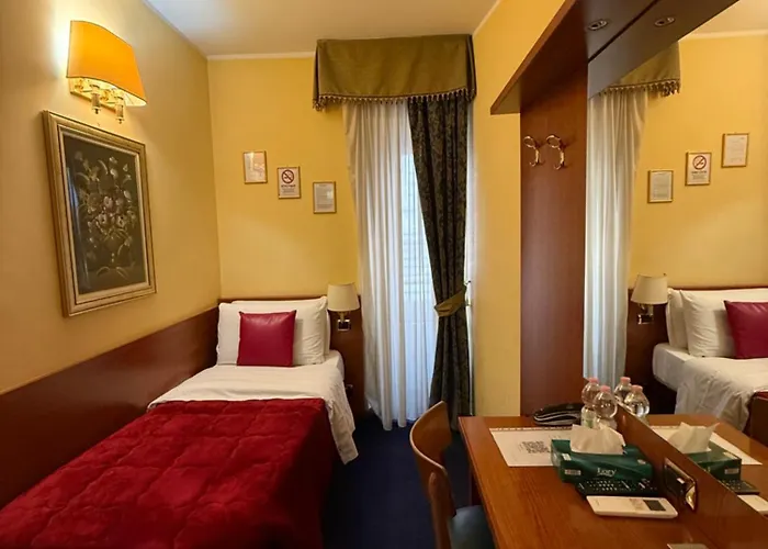Hotel Fenicia 2*